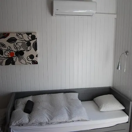 Inn Autoscsarda Es Panzio