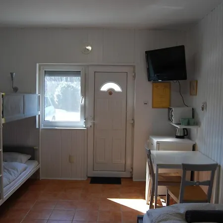 Inn Autoscsarda Es Panzio 2*