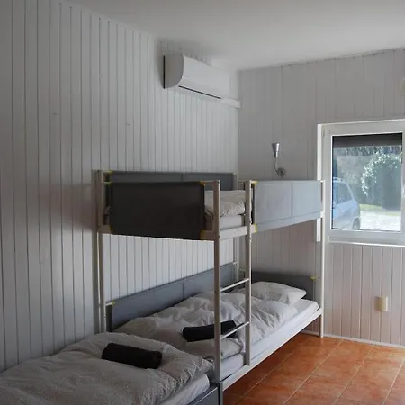 Inn Autoscsarda Es Panzio