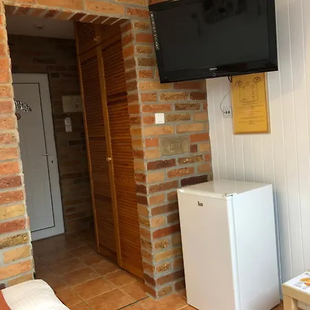 Gasthof Autoscsarda Es Panzio