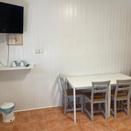 Autoscsarda Es Panzio Gasthof 2*